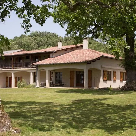 Roquebonne Nyaraló Burlats